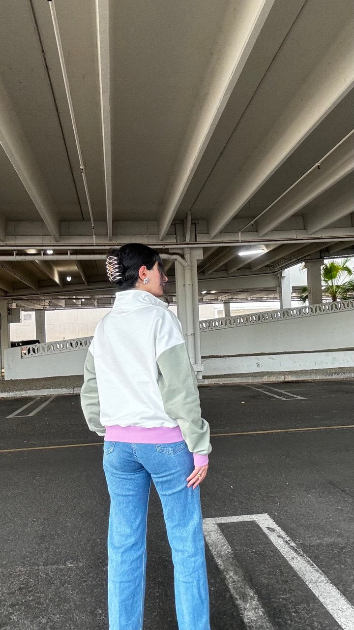 sweatshirt